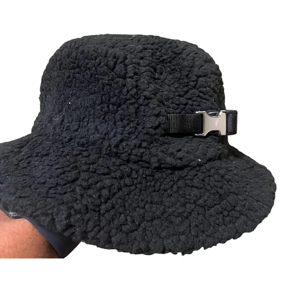Lululemon Black Sherpa Fleece Bucket Hat with Buckle Detail S/M (0924)